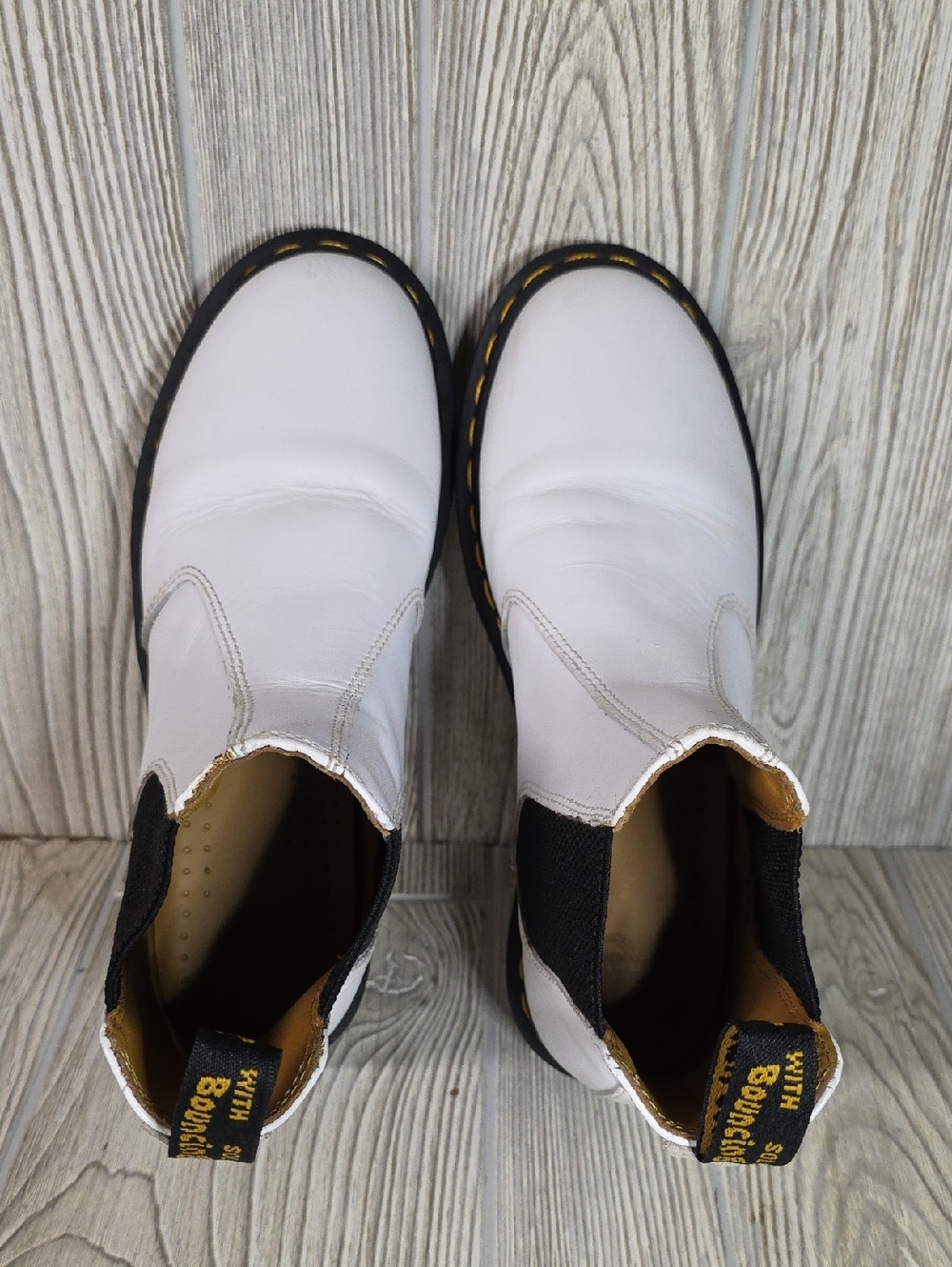 Dr. Martens 2976 White Smooth Leather Chelsea Boots Womens Size 9 - Picture 6 of 10